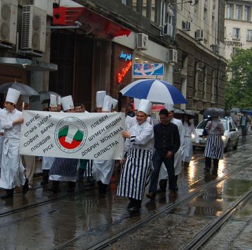 По “Графа“ само пожарни и линейки