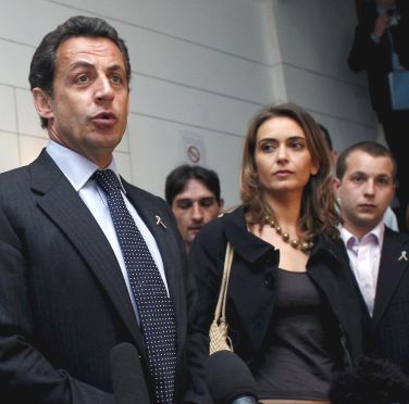 И Саркози, и Роаял обещаха да освободят медиците