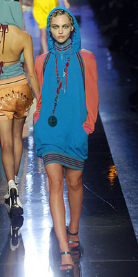 Dance облеклата са хит в модните тенденции за 2007