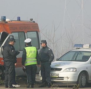 Четирима ранени при челен сблъсък край Созопол