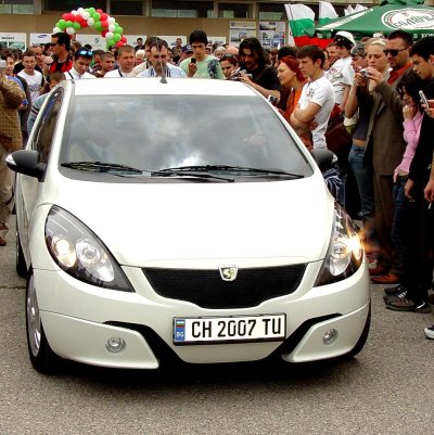 Показаха първия български автомобил, дело на студенти на ТУ-София