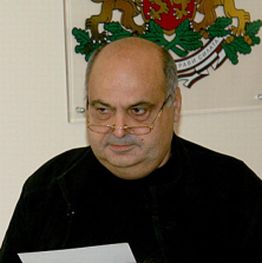 Извадиха 7 куршума от убития общинар Янков