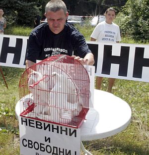 Първанов настоя за бързо решение за медиците