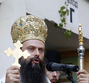 Ученици откриват Великденска иконописна изложба