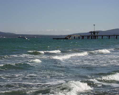 Морски спасители набиха плувец