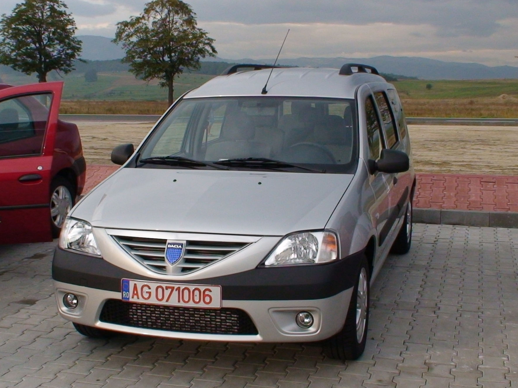 22% повече продадени нови коли в България за 2007