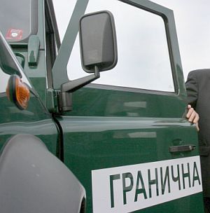 Задържаха началник-група на ГКПП Аерогара Бургас