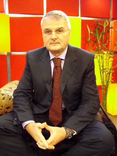 Христо Сираков продължава войната с Ирен Онтева