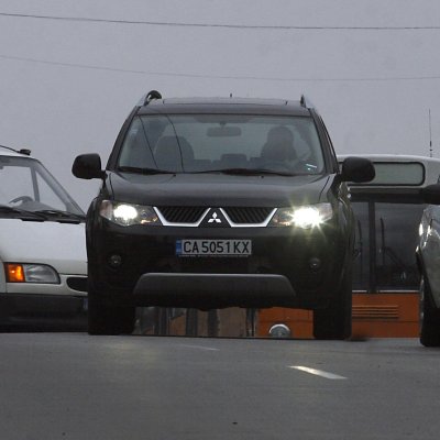 Автоматичното запалване на фаровете става задължително