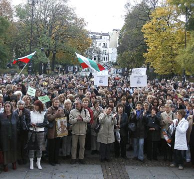 Вълчев: Какви преговори? Бюджетът влиза днес в МС
