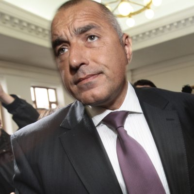 Ремонтират пътя на изхода на София за Перник