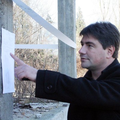 Зам.-кметът по строителството в Бургас Костадин Марков в Ченгене скеле