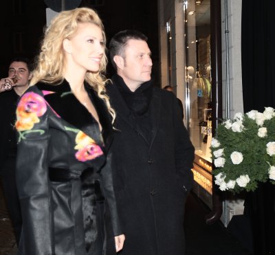 Ирен Онтева и приятелят й Давид на откриването на магазина на Versace