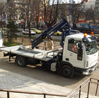 Паяци ”чистят” Варна от изоставени коли