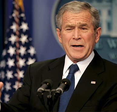 Буш на представянето на годишния доклад на National Intelligence Estimate