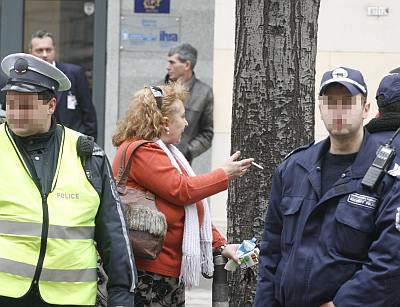 Янкулова крещи на полицаите