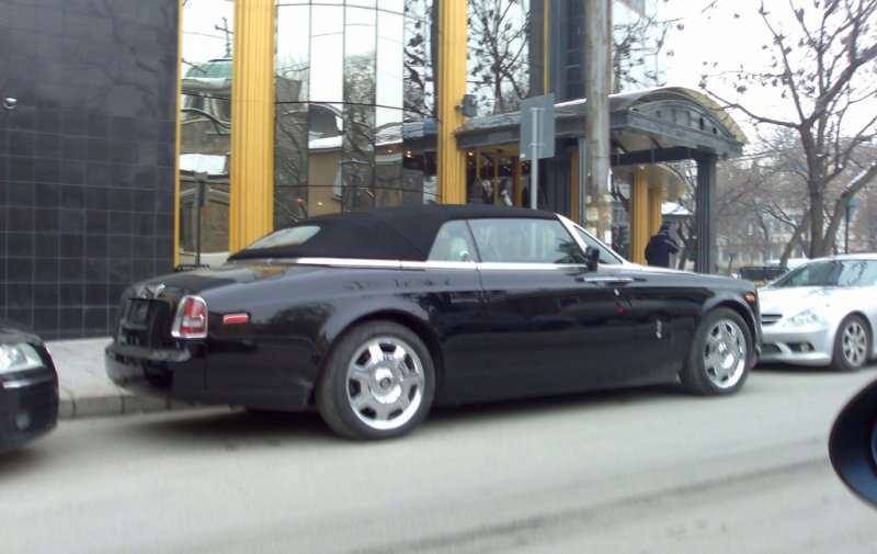 Rolls-Royse Phantom Drophead Coupe