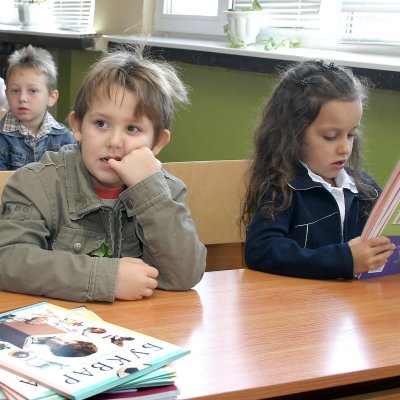 Засега няма опасност от затваряне на училища, твърдят от здравното министерство