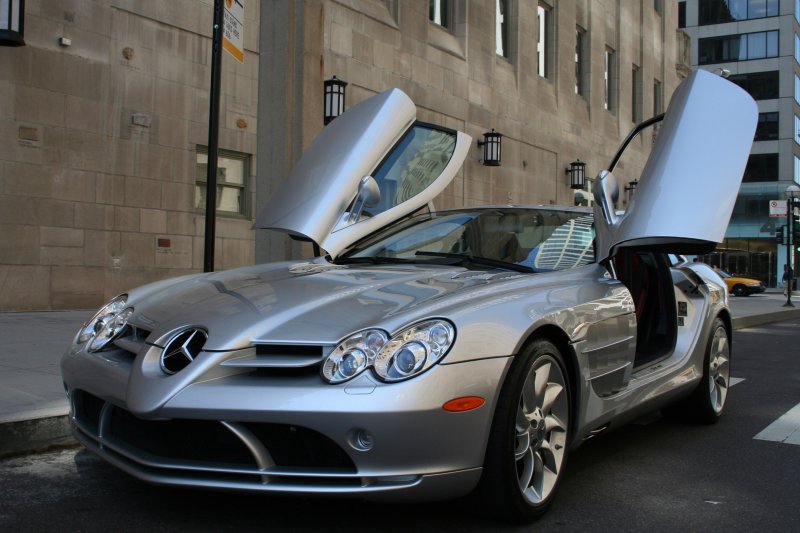 Mercedes отзовава три SLR McLaren в САЩ