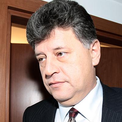 Асен Асенов оглавява митниците от 2002 г.