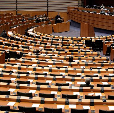Европарламентът ще призове за мораториум върху нови АЕЦ