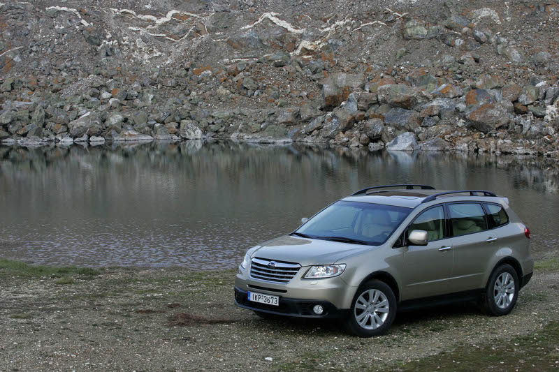 В България пристигна новата Subaru Tribeca