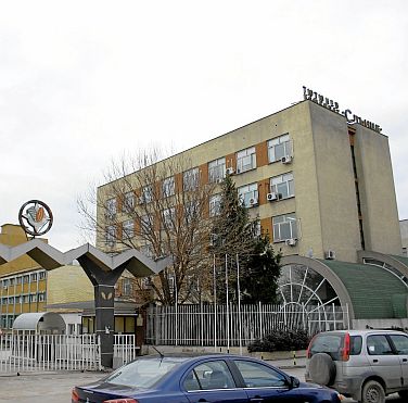 Борсовата продажба на цигарената фабрика в Стара Загора се проверява от финансовия надзор