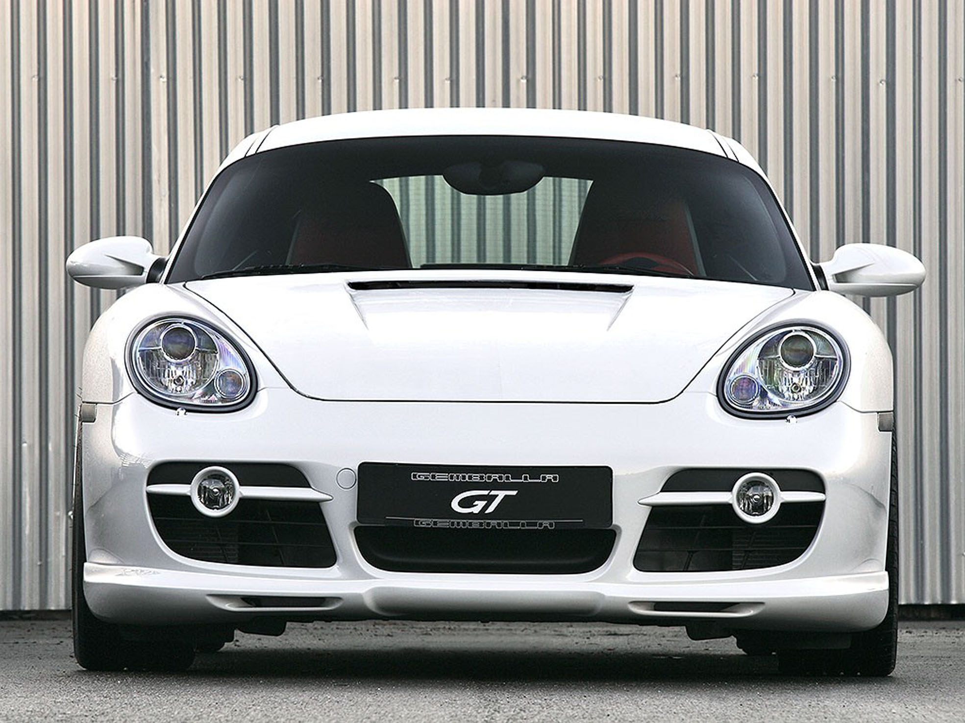 Gemballa тунингова и Porsche Cayman S