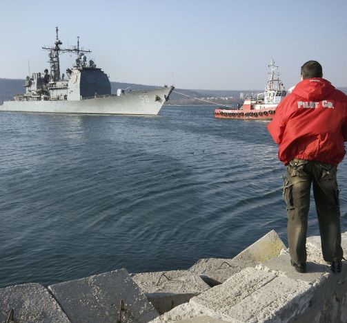 Претърсиха за мини морето край Варна