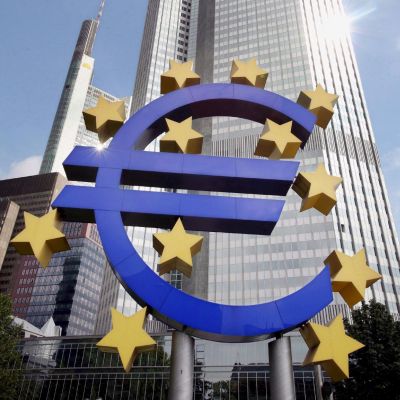 Европейска централна банка запазва спешната помощ за гръцките банки
