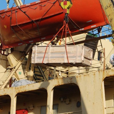 Бургас посрещна телата на 7-те моряци от ”Ванеса”