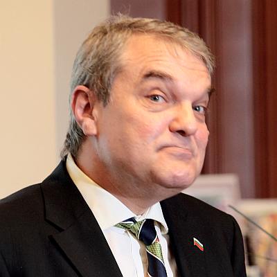 Румен Петков: Представянето на БСП на изборите е тежък въпрос