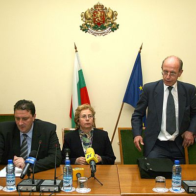 Френски топексперт разследва изгорелия влак