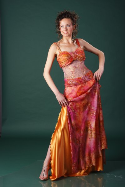 Елена Коларова