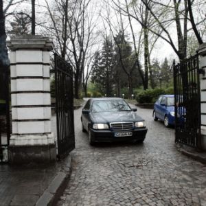 Резиденция „Лозенец” с прилежащия парк от 50 декара стои заключена