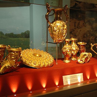 Панагюрското златно съкровище е открито през 1949 г.