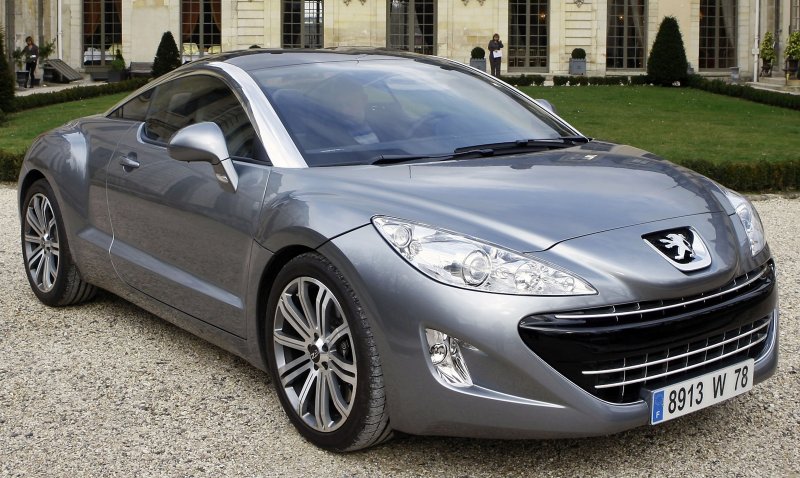 Peugeot обяви серийното производство на RC Z Concept