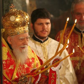 Патриарх Максим води службата за Второ Възкресение Христово