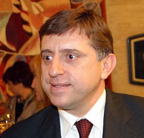 Според шефа на ЦИР Георги Прохаски икономиката ни вдига глава след лятото