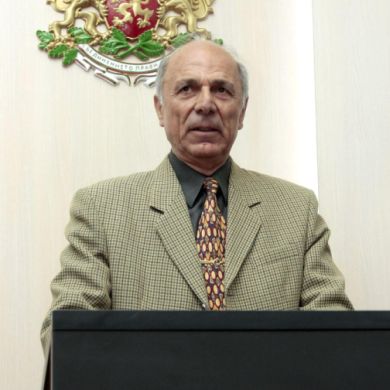 Бунт срещу имотна сделка в Морската градина