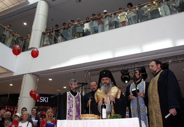 Освещаването на Мол Варна от Митрополит Кирил