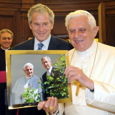 Трета среща на Буш със Светия отец