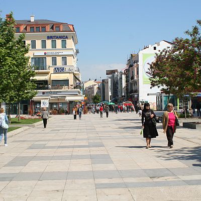 Пешеходната зона в града става 1750 метра (сн. архив)