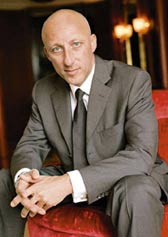 Оливер Хиршбигел ще снима „Five Minutes Of Heaven”