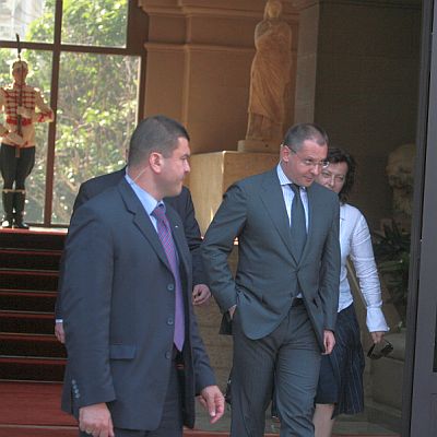 Президент и премиер проведоха ”работен диалог”
