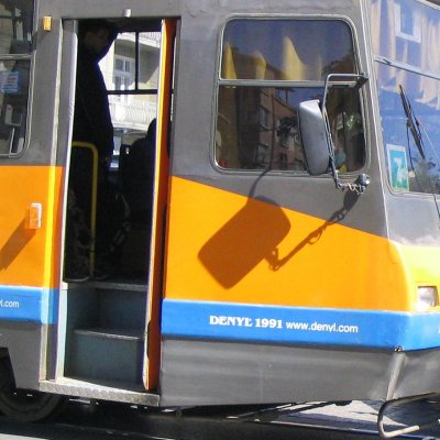 Автобус ще замества трамвай №7 по ”България”