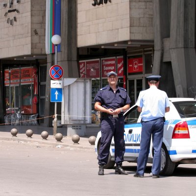 Заловиха ”бомбаджиите” на гарата и морския влак