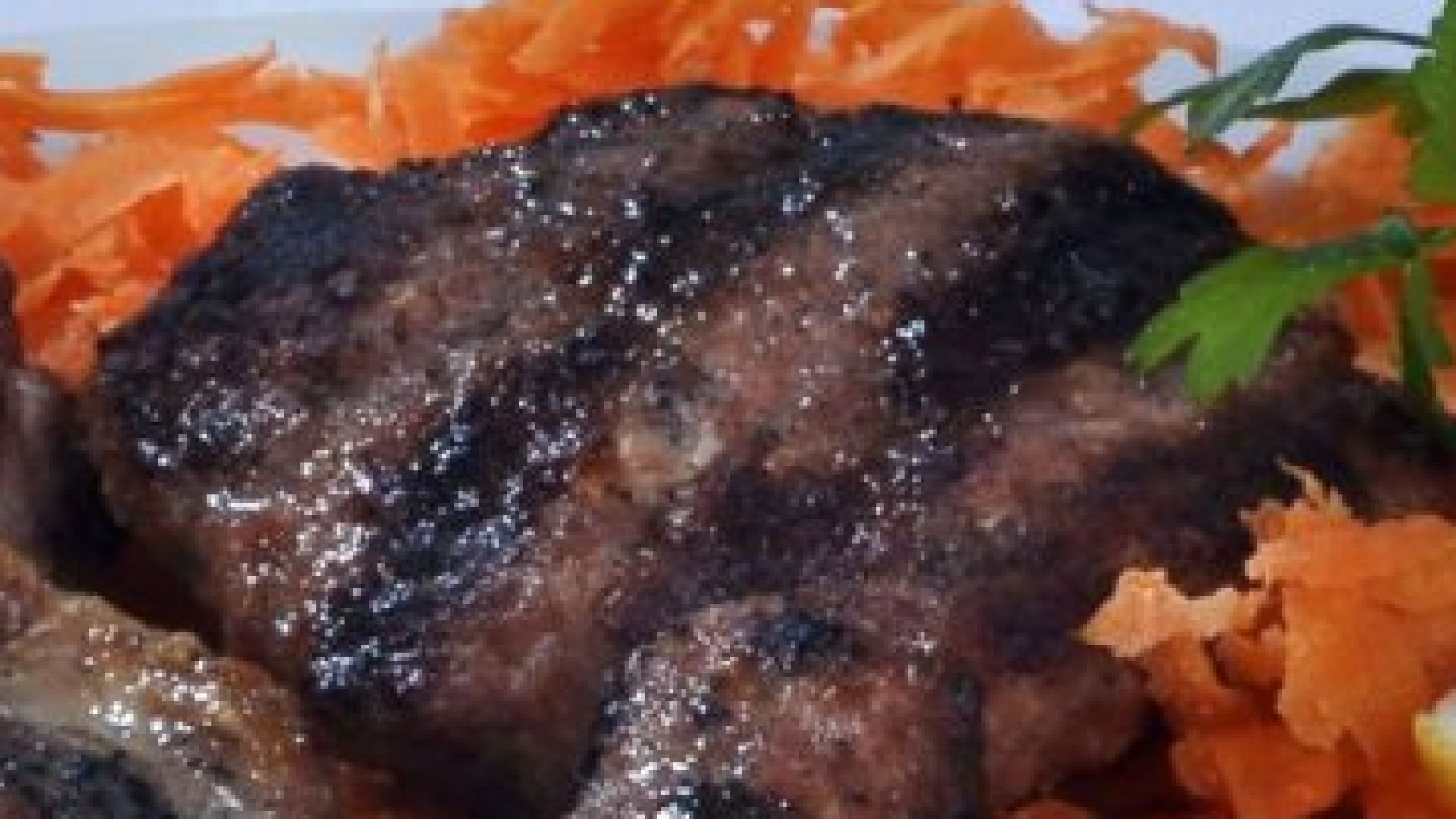 БАБХ предвижда нови стандарти за месните продукти Кюфтета кебапчета и