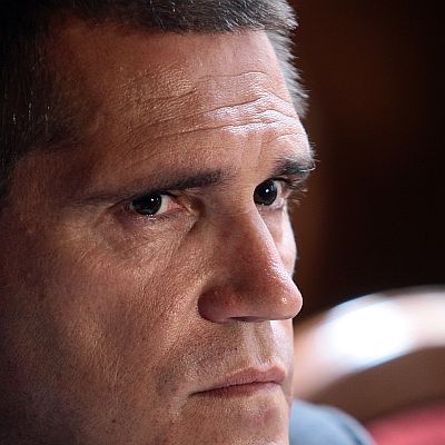 Задържаха бивш министър, съдия и секретар