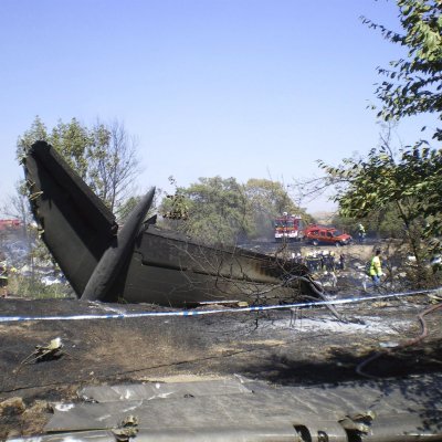 Шест случая на умишлени самолетни катастрофи описва АП